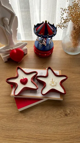 2’li Sevgiler Günü Temalı Deniz Yıldızı Dekoratif Tabak İçerisinde Soya Wax Mum